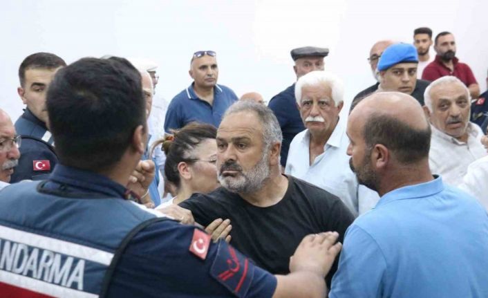 ÇED toplantısı çevre sakinlerini gerdi, tartışmaya jandarma müdahale etti