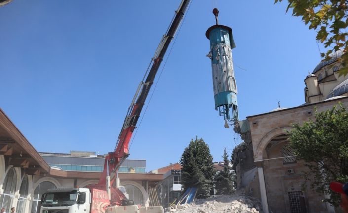 Cedidiye Cami minareleri yenileniyor