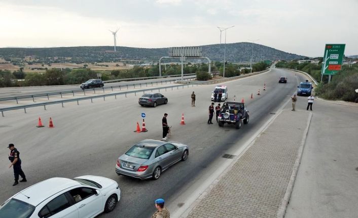 Çeşme’de huzur için  polis ve jandarmadan sıkı denetim