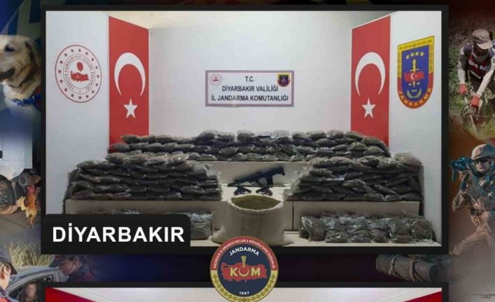 Diyarbakır’da 315 kilo esrar ele geçirildi