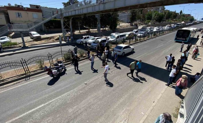 Diyarbakır’da bir çocuğun yaralandığı kazada vatandaş yolu kapattı