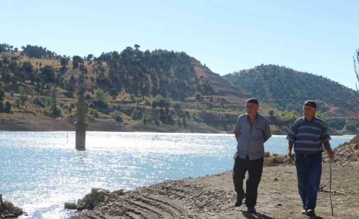 Doğdukları köy baraj oldu, hatıraları sular altında kaldı