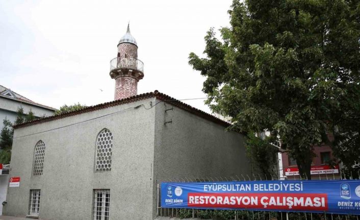 Eyüpsultan’da Düğmeciler Camii ve Haziresi’ni restore ediliyor