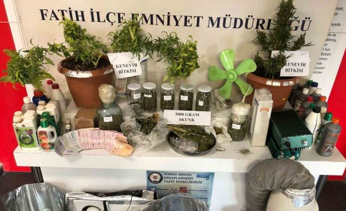 Fatih’te eve uyuşturucu baskını: 1 kişi tutuklandı