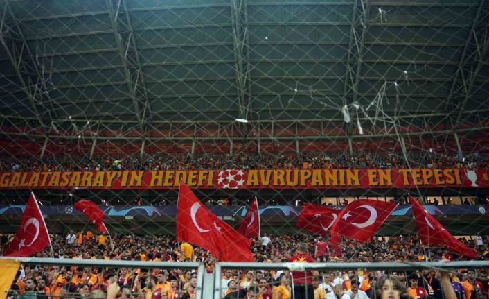 Galatasaray - Molde maçını 47 bin 845 seyirci izledi