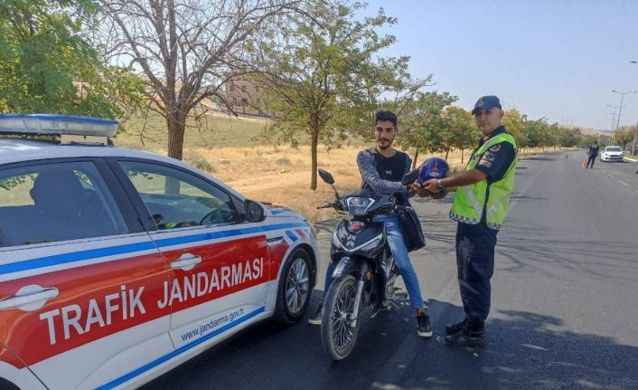 Gaziantep’te motosiklet sürücülerine sıkı takip