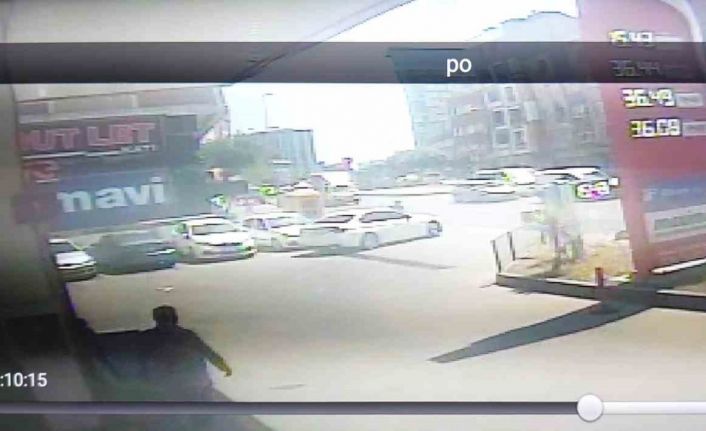Gaziosmanpaşa’da dehşet kamerada: İş adamına güpegündüz silahlı saldırı düzenlendi
