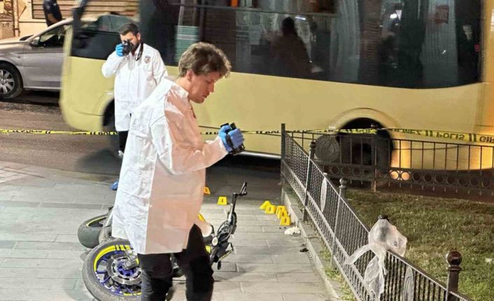 Gaziosmanpaşa’da silahlı saldırıya uğrayan motosikletli hayatını kaybetti