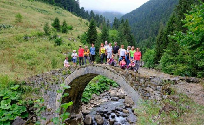 Gümüşhane, İzmirli doğaseverleri büyüledi