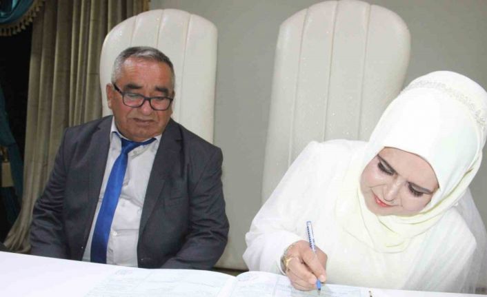 Hataylı depremzede kadın mutluluğu huzurevinde buldu