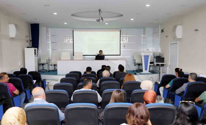 İpekyolu Belediyesi personellerine “Taşınır Mal Yönetmeliği” hakkında eğitim semineri düzenledi