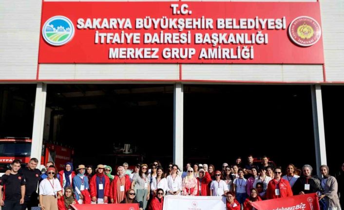 Isparta’dan gelen 40 gönüllüye yangın eğitimi verildi