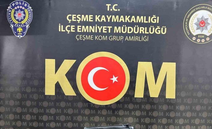 İzmir’de eğlence mekanını kurşunlayan 2 şüpheli yakalandı