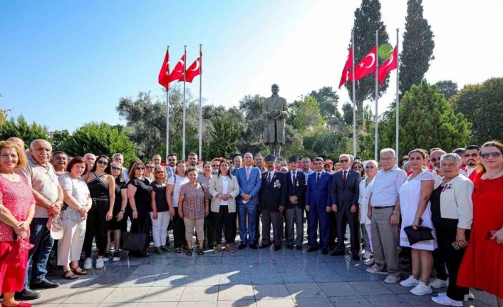 İzmir’in ilçelerinde coşkulu 30 Ağustos kutlaması