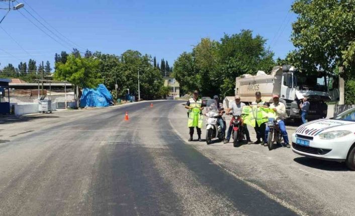 Jandarma ekipleri motosiklet sürücülerini uyardı