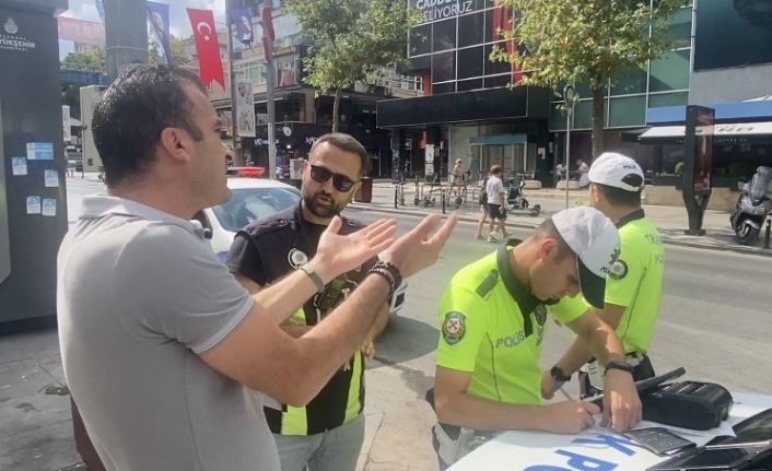 Kadıköy’de dron destekli kırmızı ışık ihlali denetimi