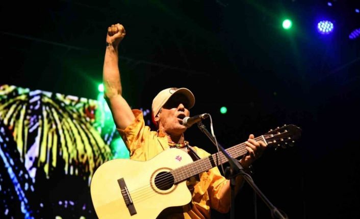 Kadıköy’de Manu Chao rüzgarı esti