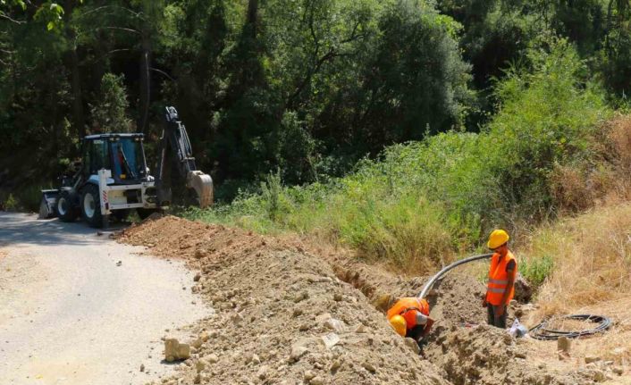 Karacaören mahallesi ilk kez içme suyuna kavuşuyor