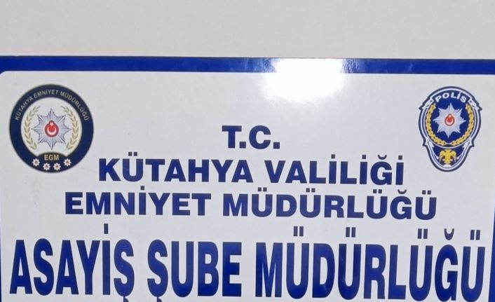 Kütahya’da Pavyonlar bölgesindeki denetimlerde 370 Şahsın GBT kontrolü yapıldı