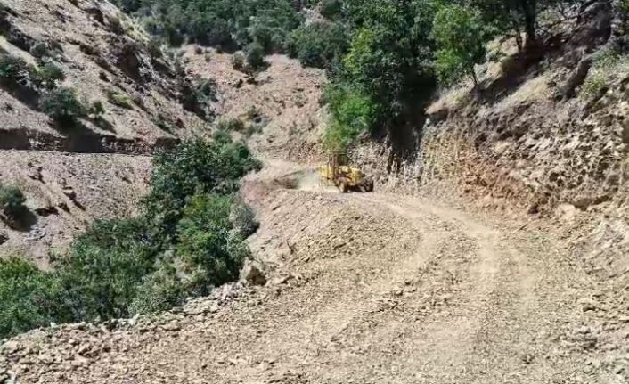 Malatya’da yol çalışmaları sürüyor