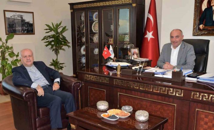 Özakalın ve Ebrahimi iki ülke ticaretini konuştu