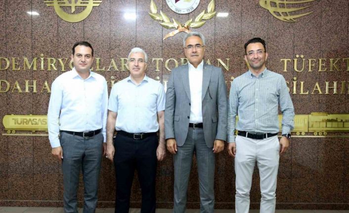 Özdemir, “TÜRASAŞ, demiryolu sanayi kümelenmelerine ön ayak olmalı”