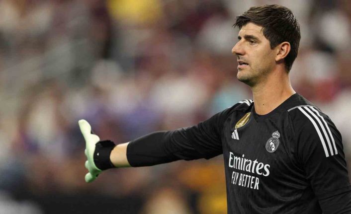 Real Madrid’de Thibaut Courtois’nın ön çapraz bağı yırtıldı!