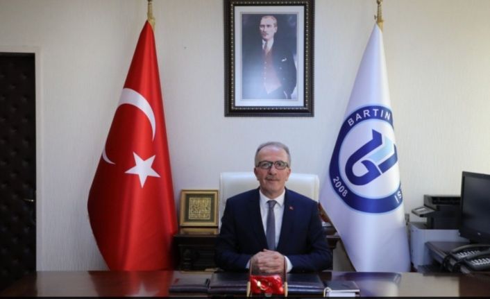 Rektör Uzun’dan 30 Ağustos kutlaması