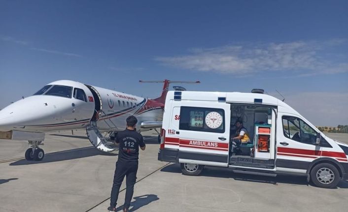 Şanlıurfa’da hasta bebekler ambulans uçak ile İstanbul’a sevk edildi