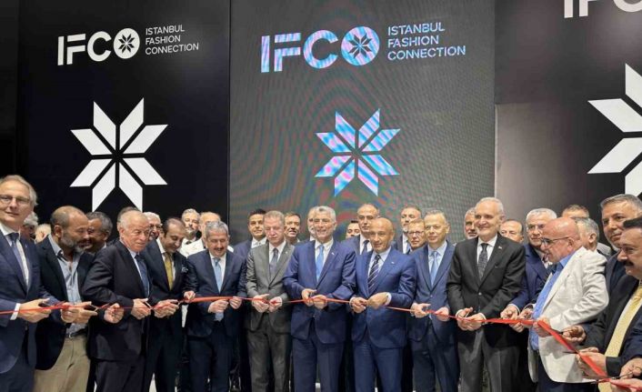Ticaret Bakanı Bolat: “Üretimin ve yatırımın yanında yer alacağız”