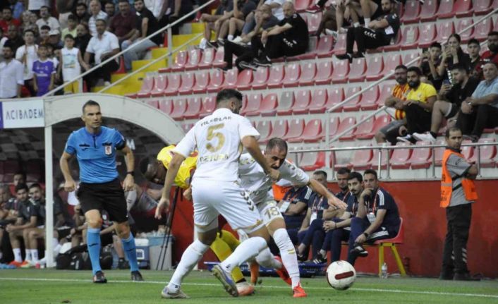 Trendyol Süper Lig: Kayserispor: 2 - Samsunspor: 1