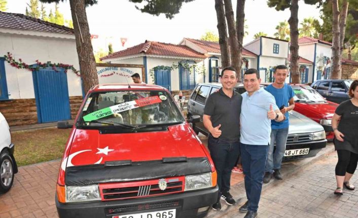 Uno tutkunları Dokumapark’ta buluştu