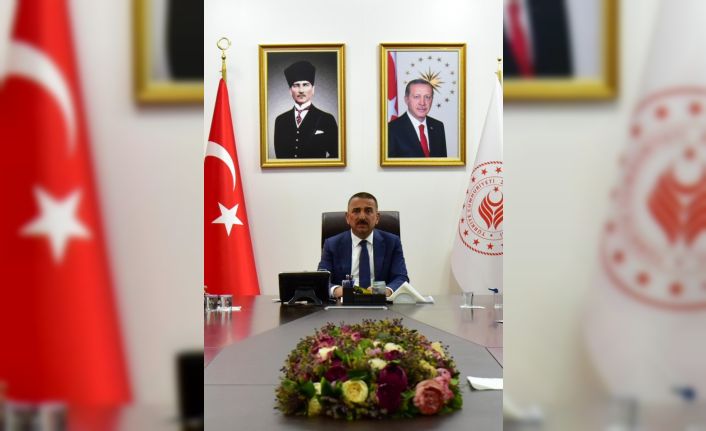 Vali Osman Hacıbektaşoğlu’dan Zafer Bayramı mesajı