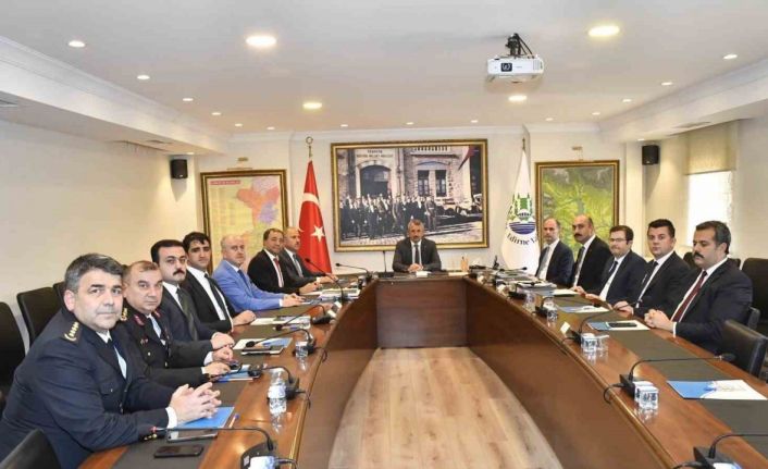 Vali Sezer göreve başladı
