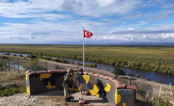 Yunanistan’dan Türkiye’ye girmeye çalışan 2 terörist yakalandı