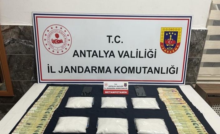 Yurt dışından getirilen uyuşturucuya jandarma operasyonu