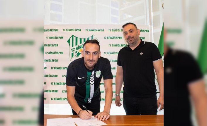 Zeki Korkmaz 12 Bingölspor’da