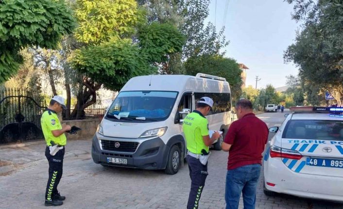 250 araç denetlendi, 41 araç trafikten men edildi