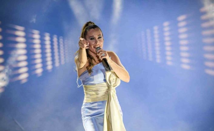 92. İzmir Enternasyonal Fuarı’nda müzik durmuyor