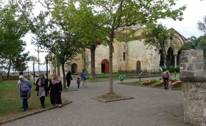 Arap turistler ülkelerine dönünce turizm sektörü düşüşe geçti