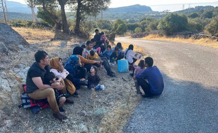 Ayvacık’ta 8 kaçak göçmen ile 3 göçmen kaçakçısı yakalandı