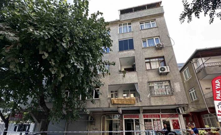 Bahçelievler’de kolonu patlayan bina boşaltıldı