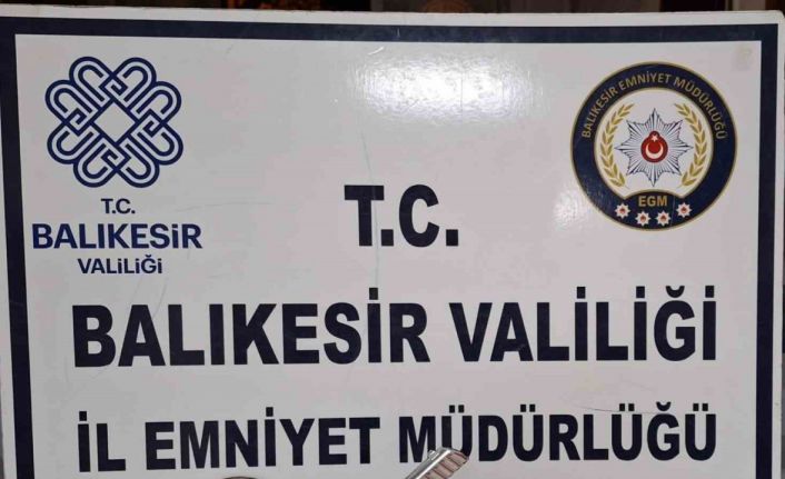 Balıkesir’de 22 aranan şahıs yakalandı