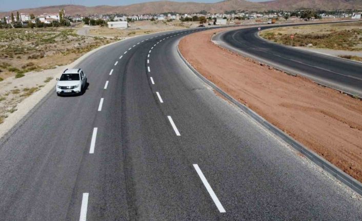 Başkan Dinçer, “Yeni yol ağımız şehrimize hayırlı olsun”
