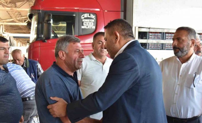 Başkan Sadıkoğlu: "Hal binasının tadilatı hızlıca yapılmalı"