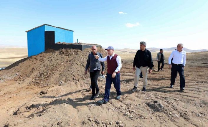 Başkan Sekmen’den Karayazı ve Karaçoban çıkarması