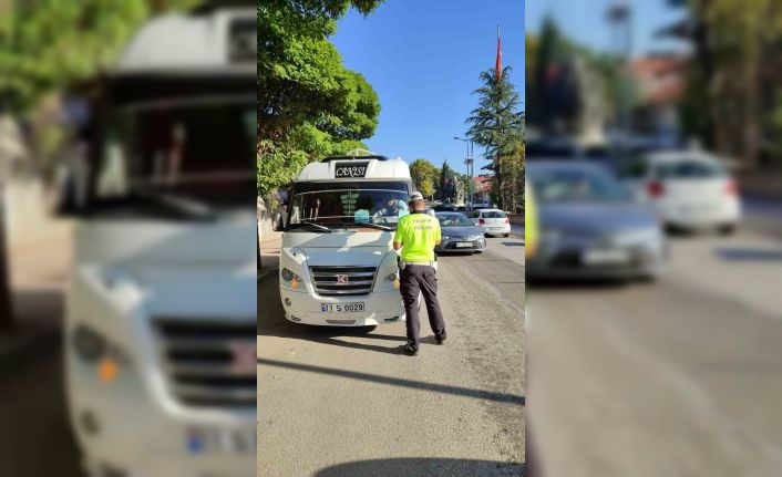 Bilecik’te öğrenci servisleri denetlendi