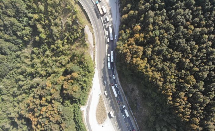 Bolu Dağı’nda trafik durma noktasına geldi