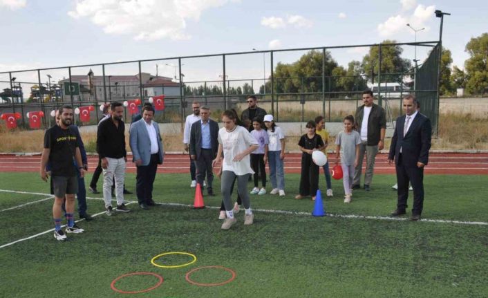 Bulanık’ta spor şenliği yapıldı