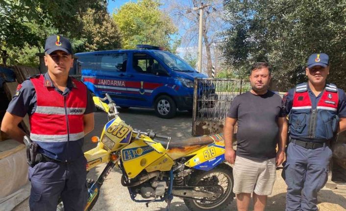 Çanakkale’de 4 motosiklet hırsızlığının şüphelileri yakalandı